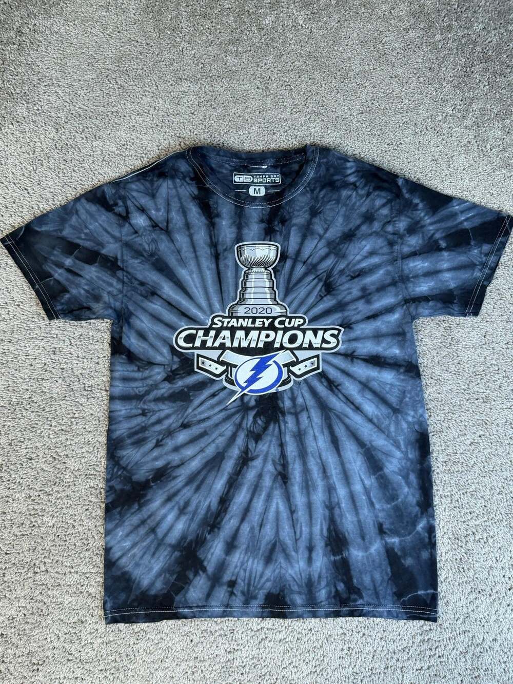 Tampa Bay Lightning Shirt Mens M Black NHL Hockey Tie Dye Short Sleeve Graphic